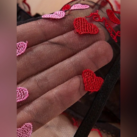 NEW Sexy underwire bra and thong set women’s lingerie​​ - Picture 4 of 7